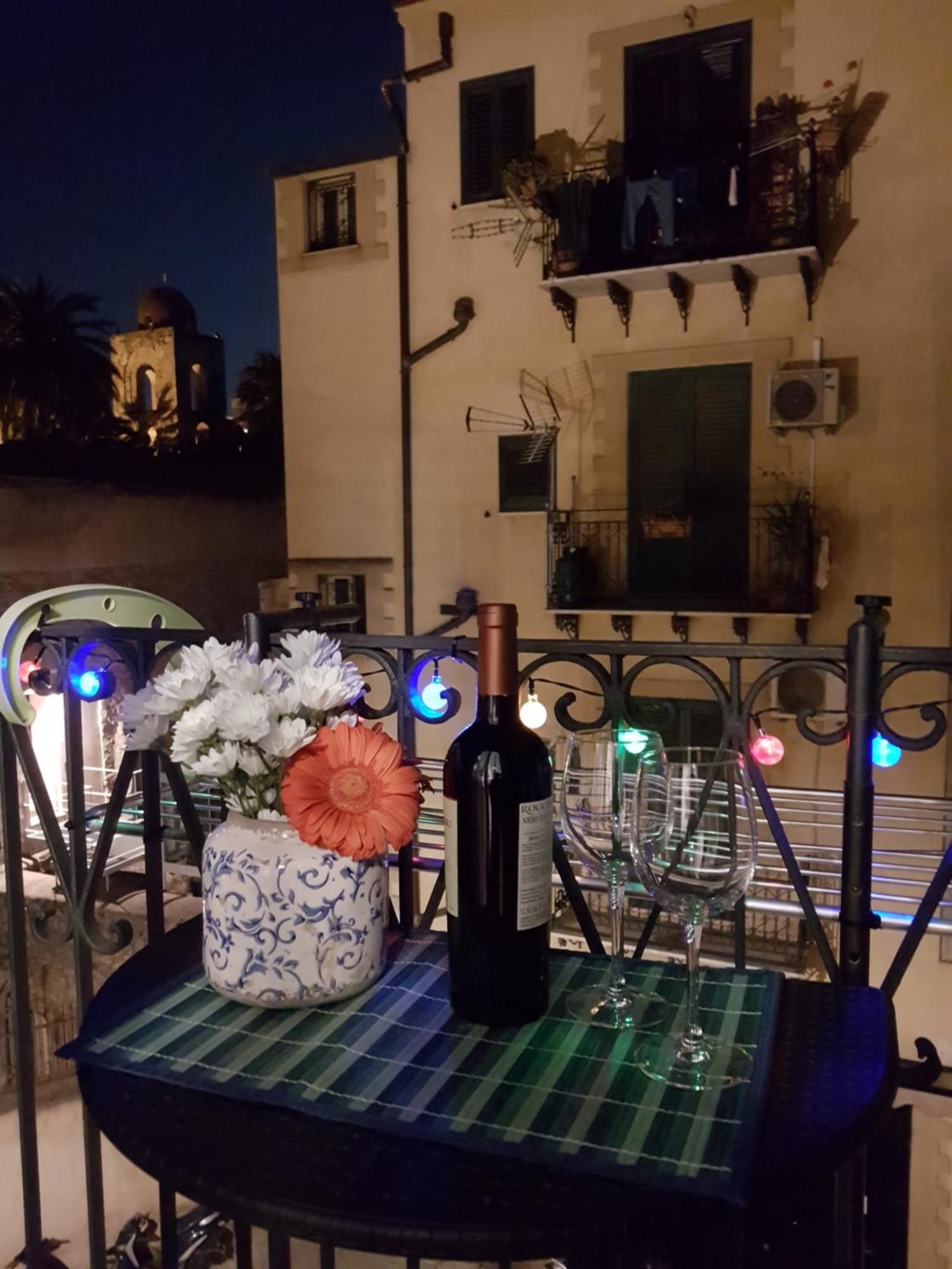 Casa Vacanze Villa D'Orleans Палермо Екстериор снимка