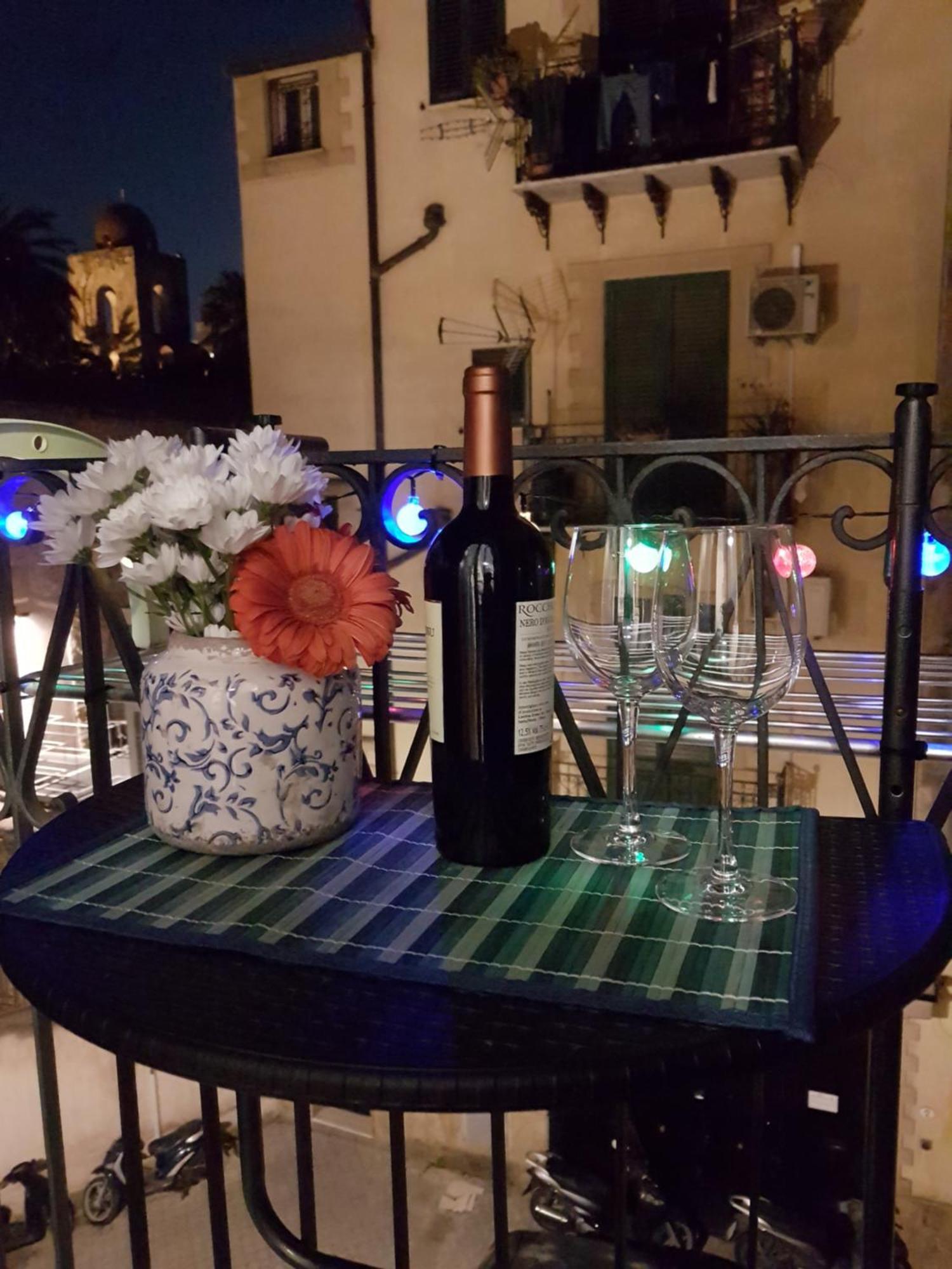 Casa Vacanze Villa D'Orleans Палермо Екстериор снимка