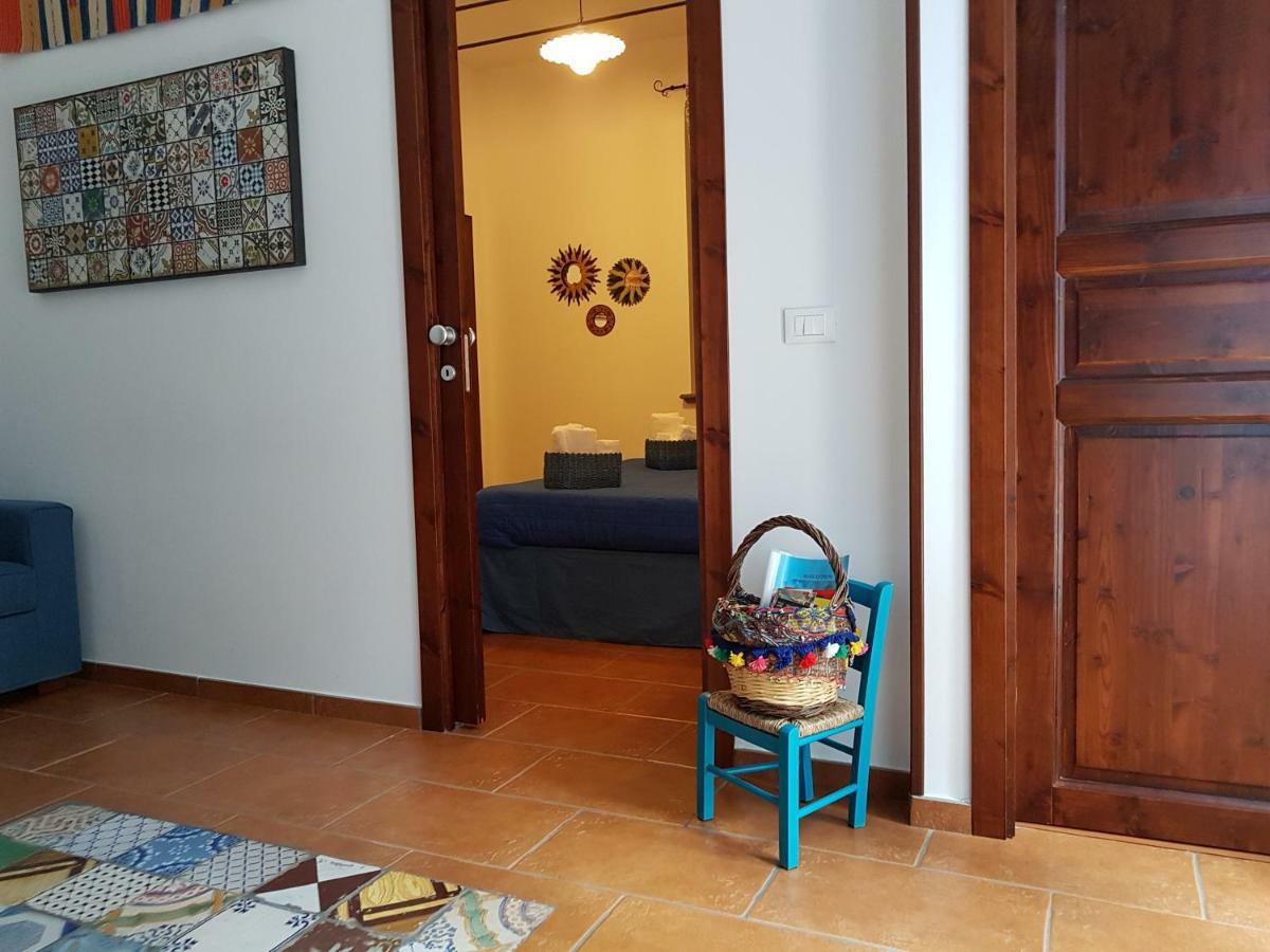 Casa Vacanze Villa D'Orleans Палермо Екстериор снимка