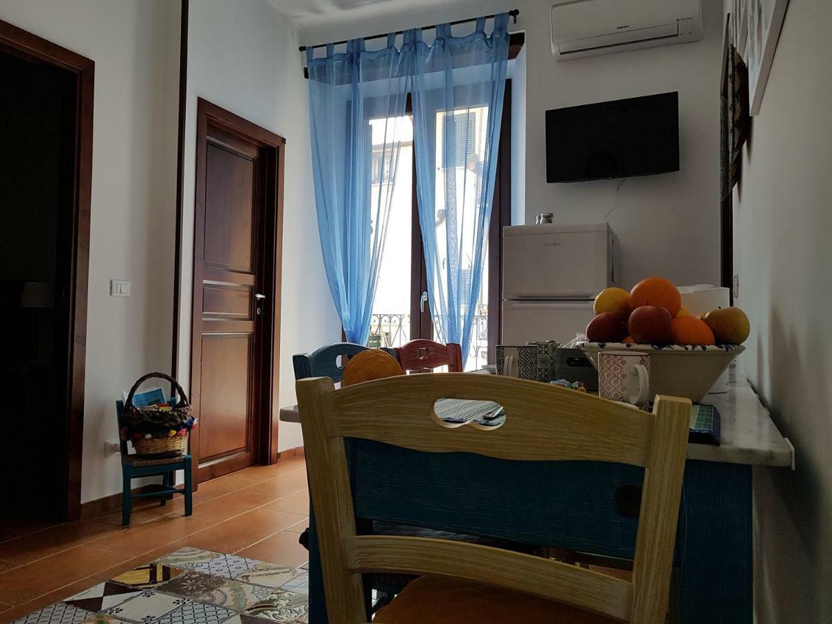 Casa Vacanze Villa D'Orleans Палермо Екстериор снимка