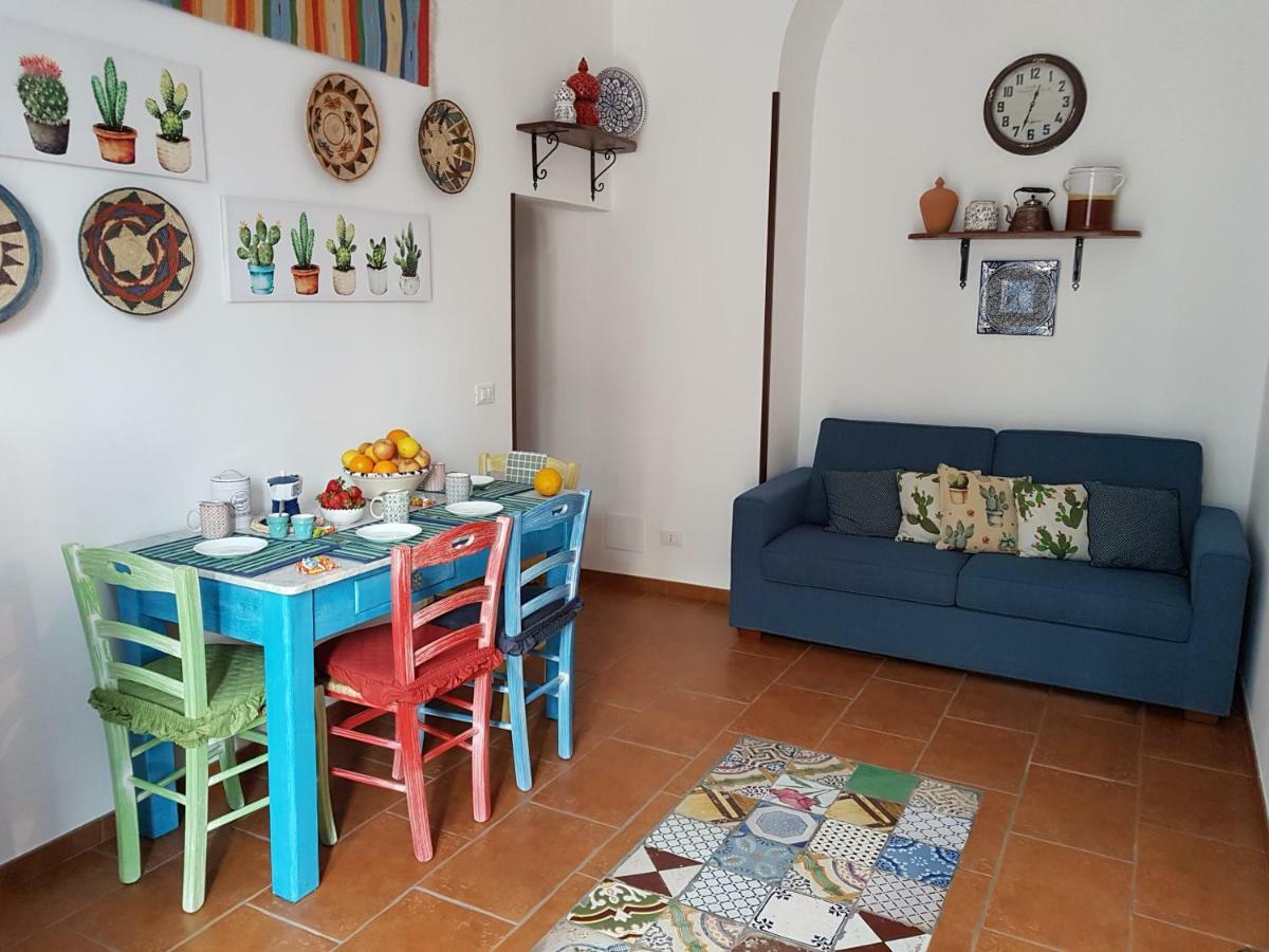 Casa Vacanze Villa D'Orleans Палермо Екстериор снимка